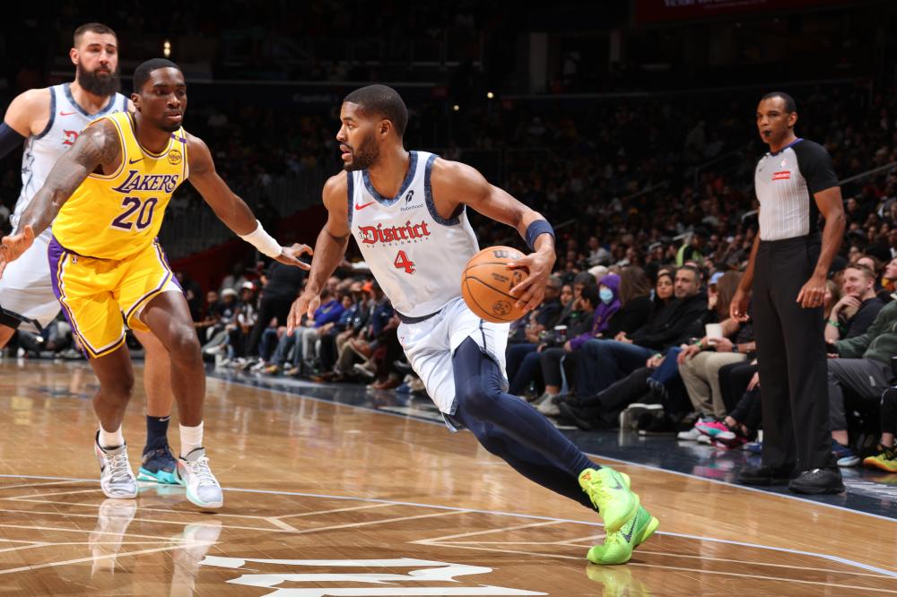 期待他在国 期待他在国